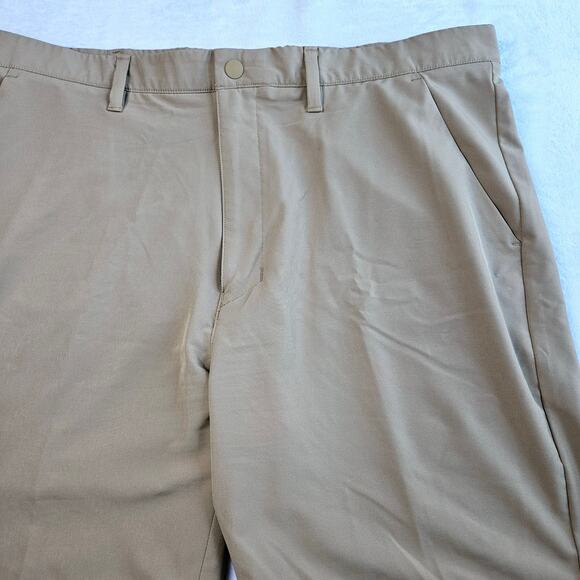 🦃 Mens Xersion Woven Golf Shorts 9" Short Size 40 Tan - Picture 4 of 6